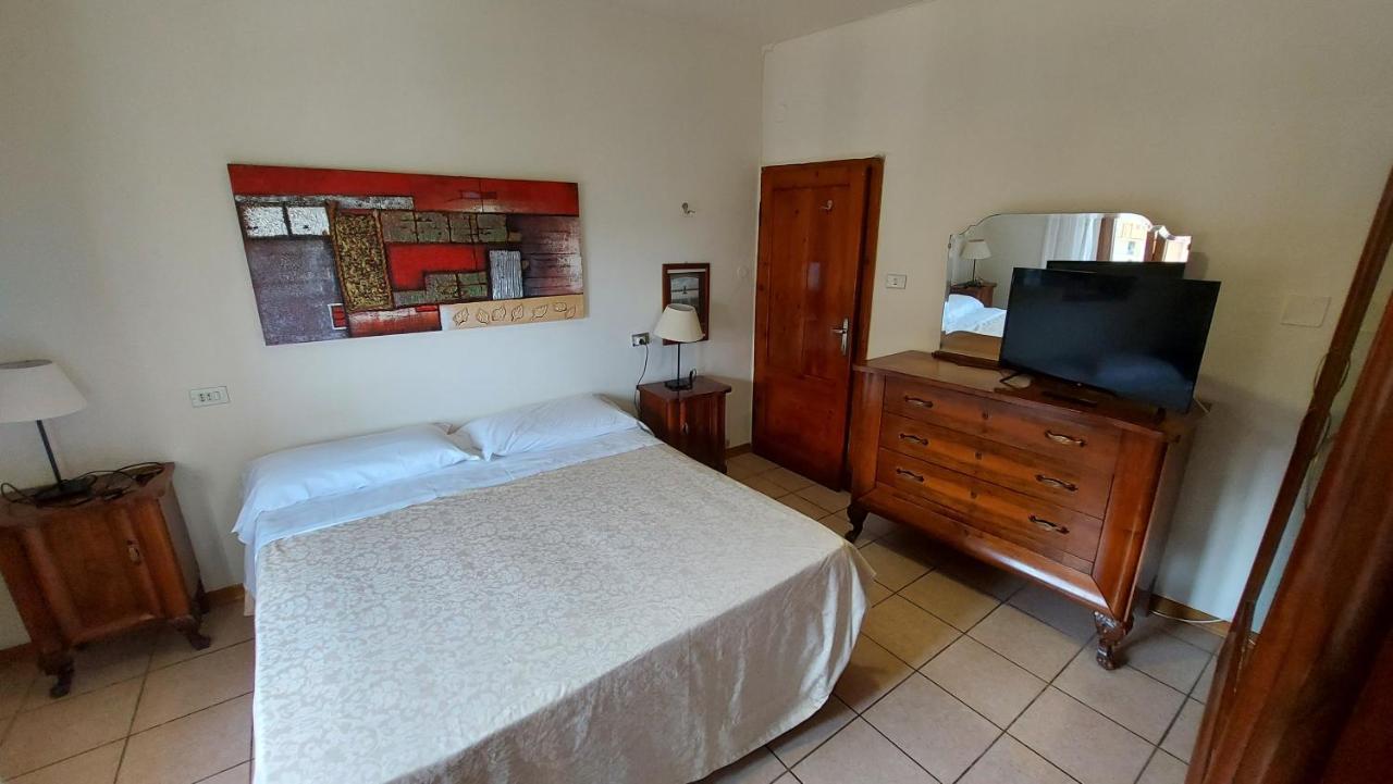 Amelia Hotel Momigno Экстерьер фото